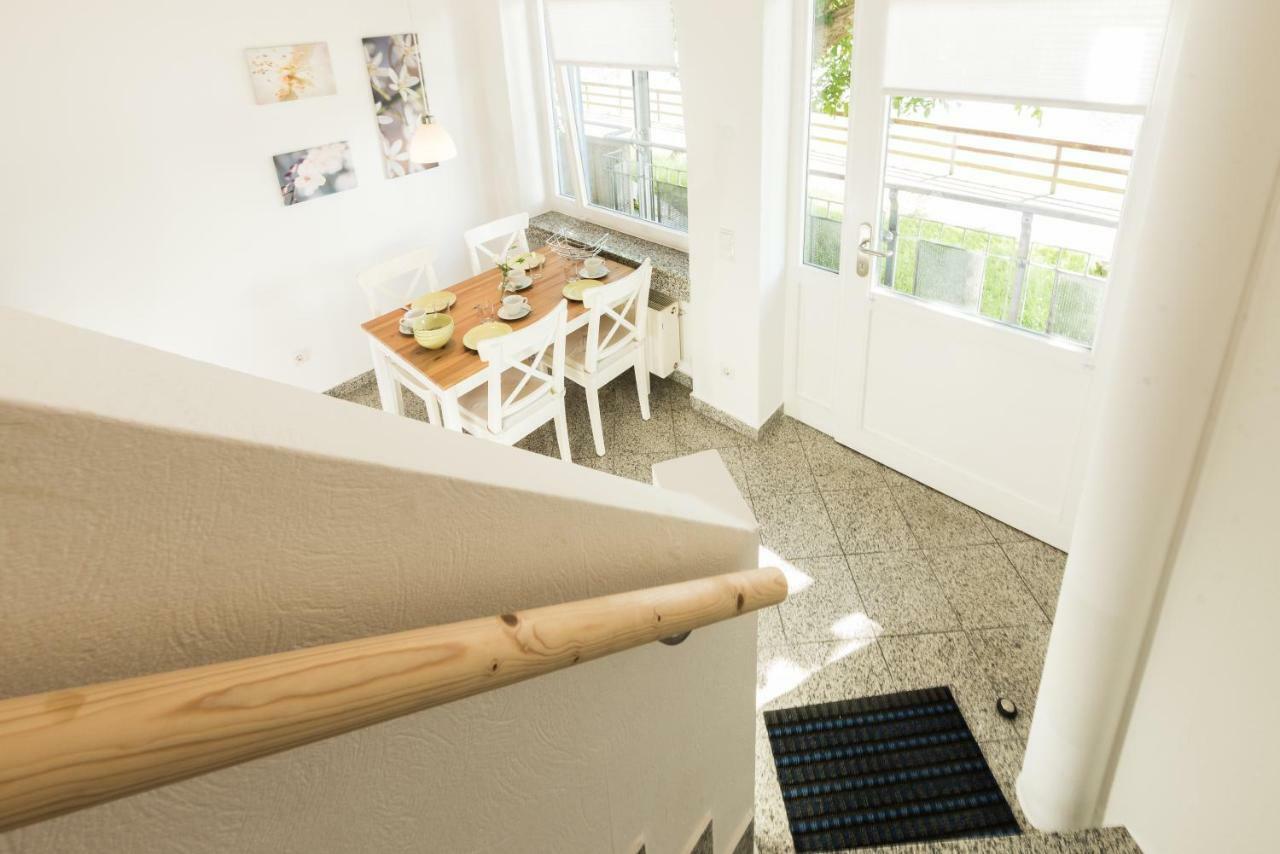 Weserwohnung - Bootshaus Urlaub Am Wasser Hamelín Exterior foto